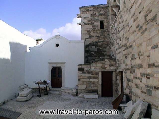 EKATONTAPYLIANI CHURCH - The Byzantine and the Cycladic architecture have created unique monuments.