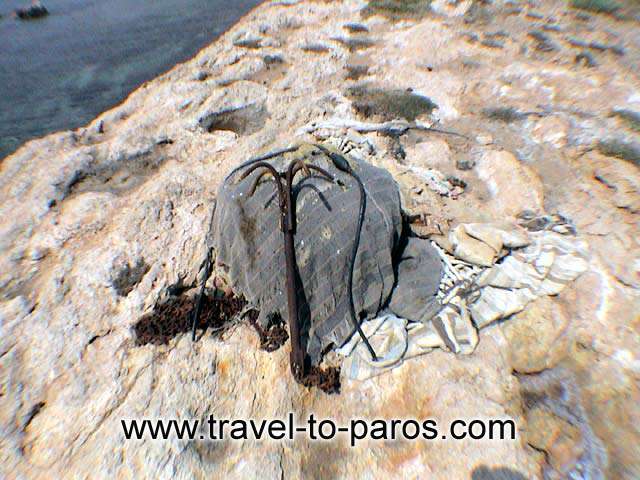 SANTA MARIA BEACH - The rocks of Santa maria beach and the findings...